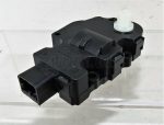 K9749007 Land Rover Discovery Sport Genuine Heater Blower Flap Motor Actuator - Image 3