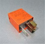Toyota Avensis RV4 Yaris Orange Relay Bosch 0332207312 90080-87012 5-PIN - Image 2