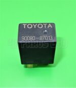 Toyota Avensis Corolla RV4 Black Relay Bosch 0332017307 90080-87013 4-PIN - Image 3