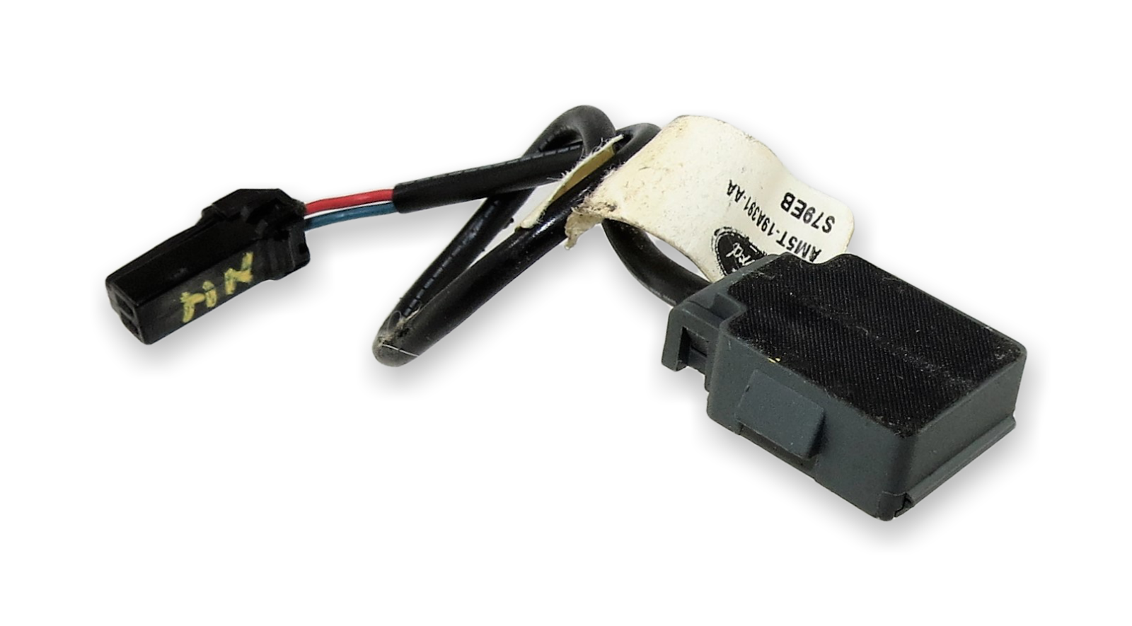 AM5T19A391AA Ford Focus Kuga Connect Genuine Bluetooth Hands-Free Microphone Main Image AM5T19A391AA Ford Focus Kuga Connect Genuine Bluetooth Hands-Free Microphone - Image 1