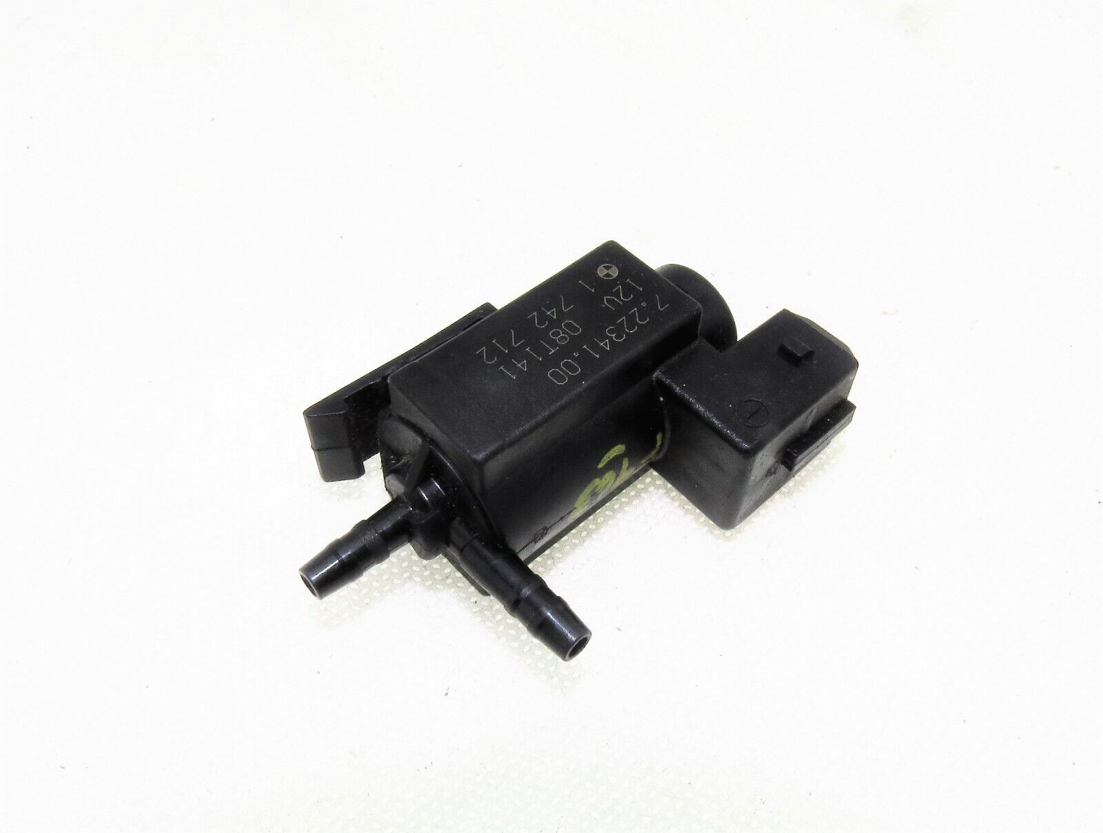 722341 BMW 1 3 5 X5 Series Genuine PIERBURG Vacuum Solenoid Valve Sensor Main Image 722341 BMW 1 3 5 X5 Series Genuine PIERBURG Vacuum Solenoid Valve Sensor - Image 1