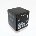 9563533980 Peugeot 806 Boxer (1990-2004) 3-Pin Flasher Relay DOT/SAE J590b/ J945