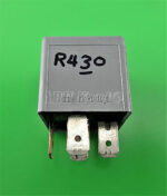430-Volvo /1985-2000 Multi-Use 5-Pin Grey Relay 9494424 V23134-J52-X366 Portugal - Image 2