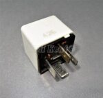 60-Vauxhall Astra Zafira Vectra Multi-Use 4 PIN White Relay 24438885 12V 30A 813 - Image 4