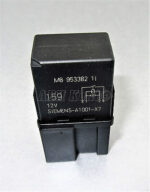643-Volvo (1990-2015) Multi-Use 4-Pin Black Relay MB 953382 11 Siemens-A1001-X7 - Image 4