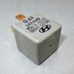 656-Ssangyong (95-15) Multi-Purpose 5-Pin Grey Relay Omron 84410-08000 Korea
