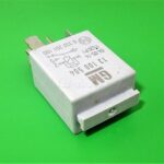 51-Vauxhall Opel 5-Pin Multi Use Silver Relay 13100504 10/ 20A Bosch 0332201100