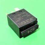 180-Seat Skoda 5-Pin Black Relay (404) Multi-Use SME 7M0951253C 95VW10K705EA