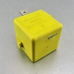 174-Mercedes B A C E M S R Class 5-Pin Yellow Relay A0025421419 V23134-A52-X335