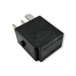 415-Mercedes-Benz E M R S Class 4-Pin Black Relay 0025421119 Hella 4RA007813-00