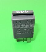 422-Seat Skoda 4-Pin Grey Relay (449) Multi-Use 1K0951253 AG TL1 29200077 Italy - Image 4