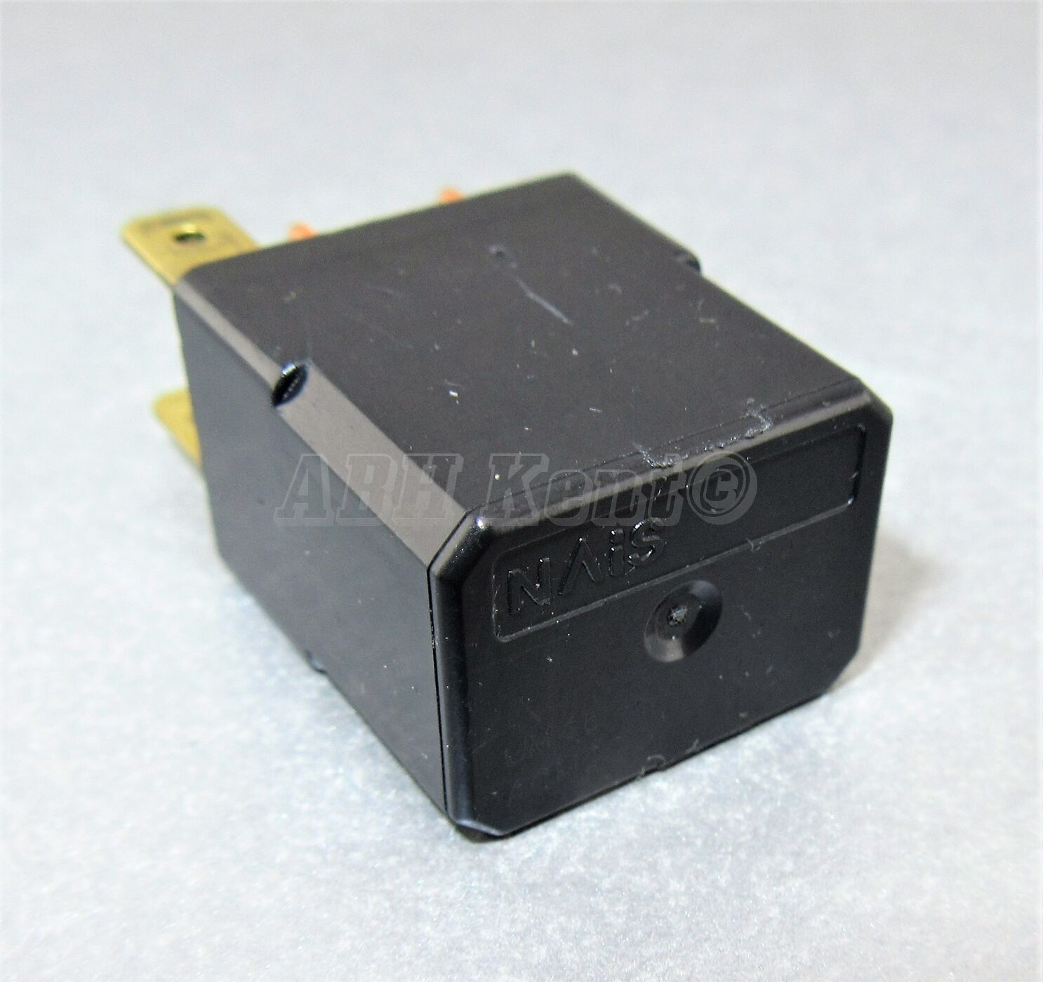 714-Mazda /00-15 4-Pin Multi-Use Black Relay UM46-67-730 ACM33221-M19 NAiS Japan Main Image 714-Mazda /00-15 4-Pin Multi-Use Black Relay UM46-67-730 ACM33221-M19 NAiS Japan - Image 1