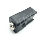 Volvo V50 S80 V70 C70 XC60 XC70 SC90 Genuine AUX Socket Audio Connection 4 Pin