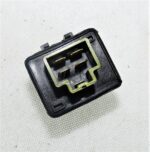 8973016000 Isuzu Rodeo Genuine 12V Defog Light Timer Control Relay - Image 4