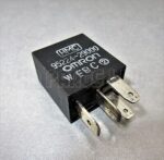 Kia Hyundai Multi-Use Black Relay 95224-29000 4-Pin HMC OMRON 9522429000 - Image 2