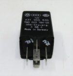 VW Audi Classic Golf (85-98) Cleaning SRA Control unit Relay (No. 33) 431955535 - Image 3
