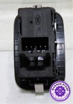 NX7310E998AA Jaguar XF II X260 Genuine Interior Tailgate Release Switch Button - Image 9