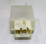 GJ6A66830 Mazda 2 B2500 Ford Ranger 7Pin Flasher Relay Hazard 3211-224-320 12.8V - Image 3