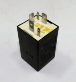 Genuine Audi Classic 80 90 100 Control unit Relay (No. 74) 811919096G 381275500 - Image 10