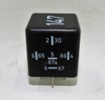Genuine Audi Seat VW Multiuse 5-Blade Black Relay (No 147) 1H0959142 12V Germany - Image 7