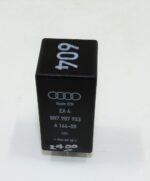 Audi TT 8N 99-06 Convertible Wind Deflector Relay Module (No. 604) 12V 8N7907953 - Image 10