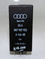 Audi TT 8N 99-06 Convertible Wind Deflector Relay Module (No. 604) 12V 8N7907953 - Image 11