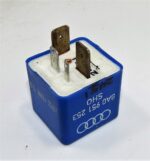 Genuine Audi VW 4-Blade Fuel Pump Relay (No 202) 8A0951253 899587000 70A Hungary - Image 7