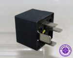 Genuine MG HS GS 4-Blade Multiuse Black Relay 10282645 HFV15/012-H1TJ-R 40A 12V - Image 2