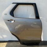 Discovery 5/ V L462 Genuine Rear Right Side Bare Door Panel Met Dark Grey