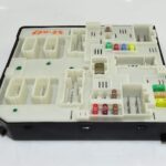 284B64474R Renault Master (2010-2018) USM 2010 L6 Main Fuse Box Controller