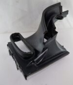 HY327H460AC Discovery L462 17-20 Front Right Side Bumper Plastic Air Duct Mould - Image 2