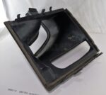 HY327H460AC Discovery L462 17-20 Front Right Side Bumper Plastic Air Duct Mould - Image 3