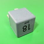 Audi VW Seat Skoda Multi-Use Grey Relay 191937503 22204007 (No.18) 4-Pin