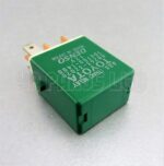 Toyota Lexus Green Relay Denso 88263-32070 (5-Pin) ABS TRAC 156700-1400
