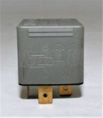 Saab 9-5 900 (193-2005) Multi-Use Grey Relay Bosch 0332209159 GM 1626239 12V 30A - Image 3