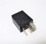 420-Land Rover & Jaguar 5-Pin Black Relay 6G9T-14B192-BA FoMoCo 4RA007814-17 - Image 3
