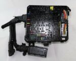 44P5-Mitsubishi Outlander II MK2 (06-12) Main Body Fuse & Relay Box PR073-00000 - Image 2