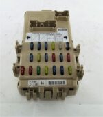 Subaru Impreza GD GG (00-08) Relay Holder and Fuse Box (Junction Box) LB100601B - Image 2