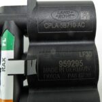 Range Rover Sport L494 L405 Discovery 5 L462 Front Air Suspension Valve Solenoid - Image 9