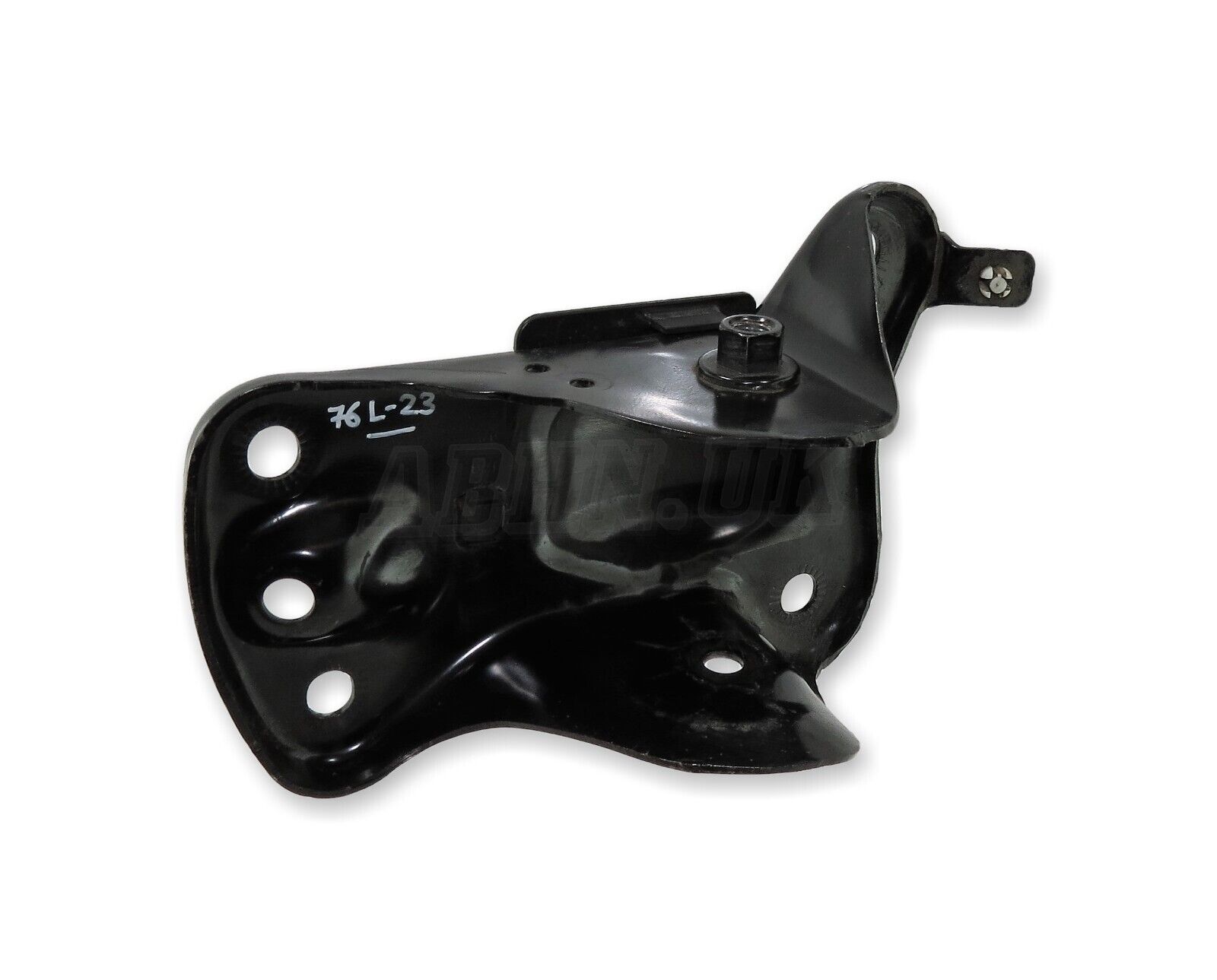 Genuine Audi A3 8VA (14-23) VW T-Roc Rear Axle Mounting Bracket Left 5Q0501546C Main Image Genuine Audi A3 8VA (14-23) VW T-Roc Rear Axle Mounting Bracket Left 5Q0501546C - Image 1