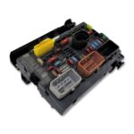 Citroen C4 Picasso BSM-R01-00 HW: 277 SW: 8D Fuse & Relay Box 9664705880 Delphi