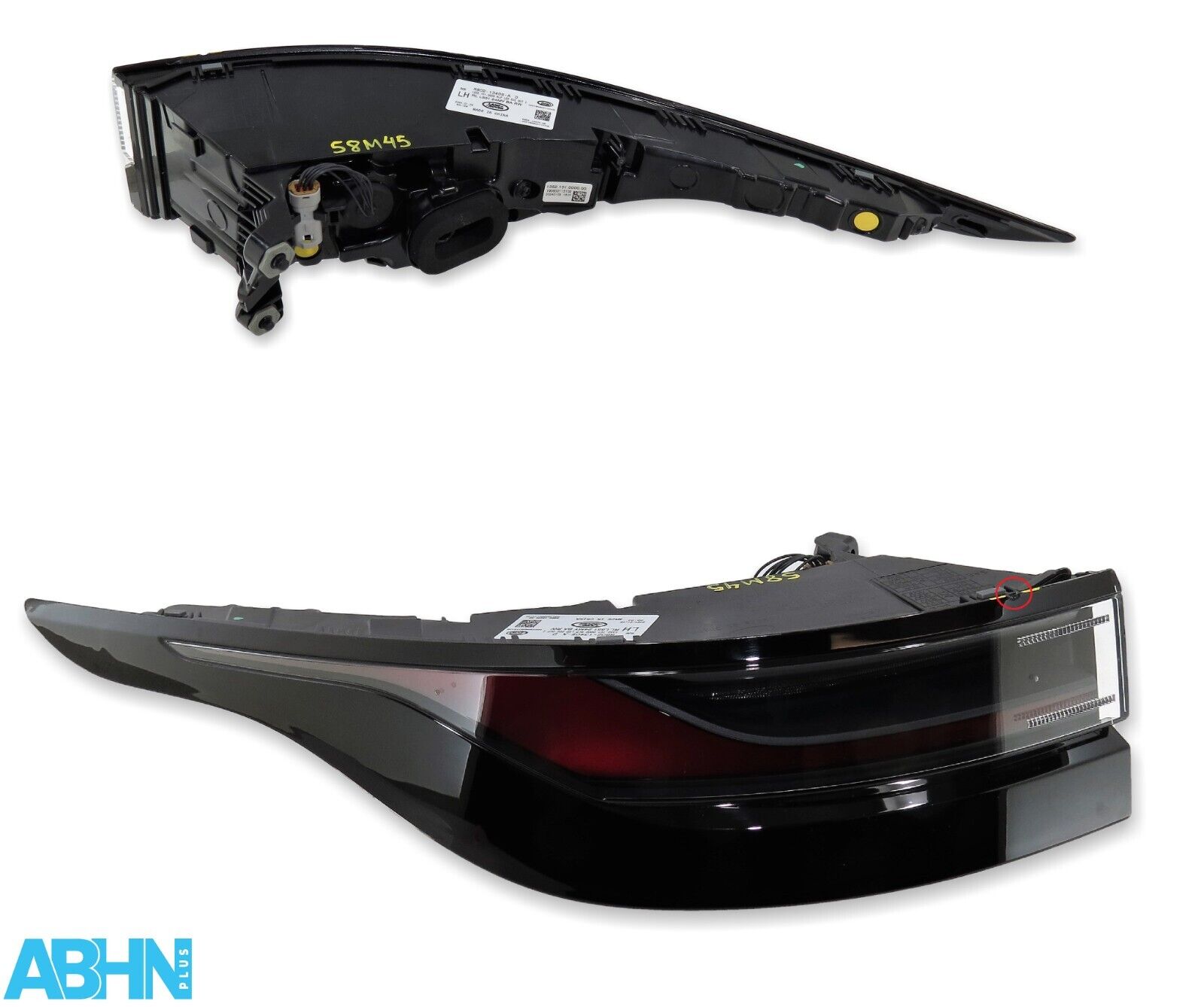 R8D2-13405-AD LR Range Rover Evoque L551 Left Rear Outer LED Tailgate Light ECE Main Image R8D2-13405-AD LR Range Rover Evoque L551 Left Rear Outer LED Tailgate Light ECE - Image 1