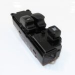 MR480790F Mitsubishi Shogun Genuine RHD Right Side Electric Window Switch Button - Image 10