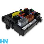 C3 DS3 Peugeot 207 SW CC BSM-R09-00 Fuse & Relay Box 9667199780 Valeo HW:8 SW:8