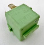 BMW 1 3 5 7 X Z Series Green-White Make Contact Relay 61368366600 Siemens - Image 2
