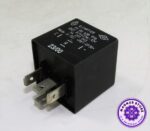 Renault 4-Pin Black Flasher Relay 7700638976 Bitron 73365 2041002 2/4x21W-12V - Image 5