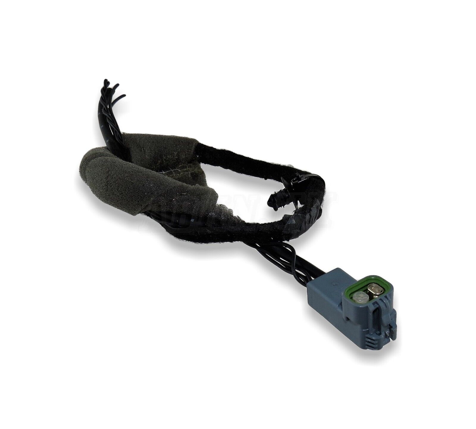 Genuine Range Rover Sport L494 /18-22 Cut Tailgate Camera Connector & 35cm Cable Main Image Genuine Range Rover Sport L494 /18-22 Cut Tailgate Camera Connector & 35cm Cable - Image 1