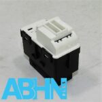 HY3214017AA Range Rover Sport Discovery Genuine Passenger Central Locking Switch - Image 2