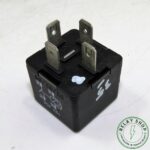 Genuine Audi A3 A1 A4 (13-21) Black-643 4-Pin Multiuse Relay 8K0951253 OMP Italy - Image 7