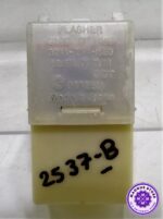 C10066830 Mazda 626 V /97-02 3-Pin Flasher Relay Hazard 3211-214-320 12.8V 90c/m - Image 10